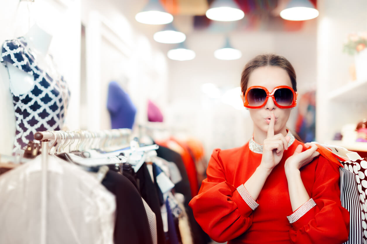 Apparel Liquidation Secrets: Sourcing High-Volume Clothing Truckloads for Profit