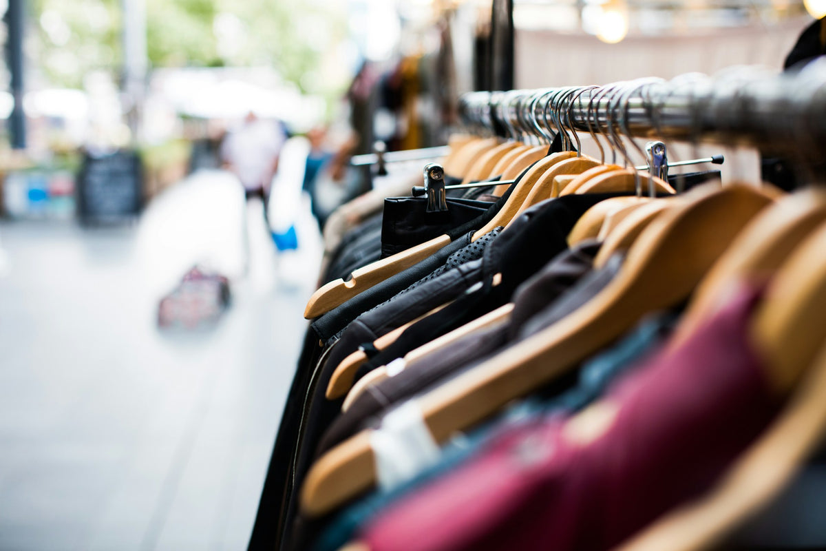 7 Tips for Selling Clothes on eBay Like a Pro