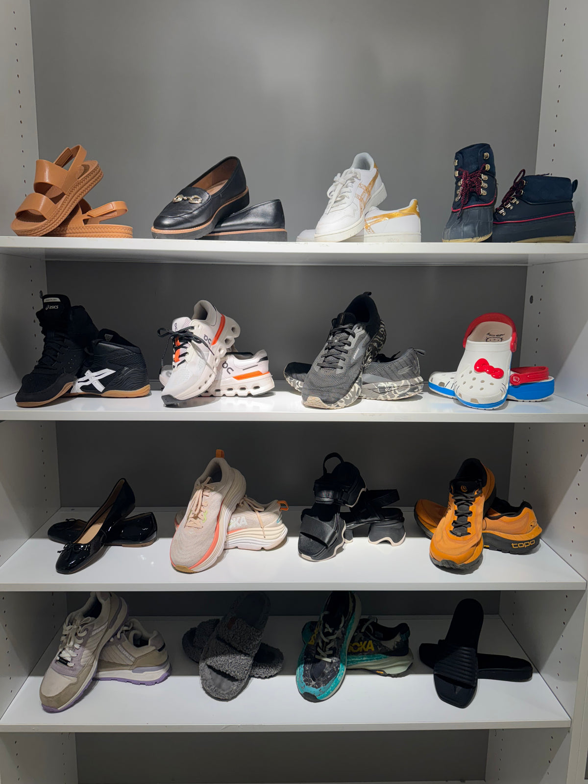 Zappos SHOES Truckload