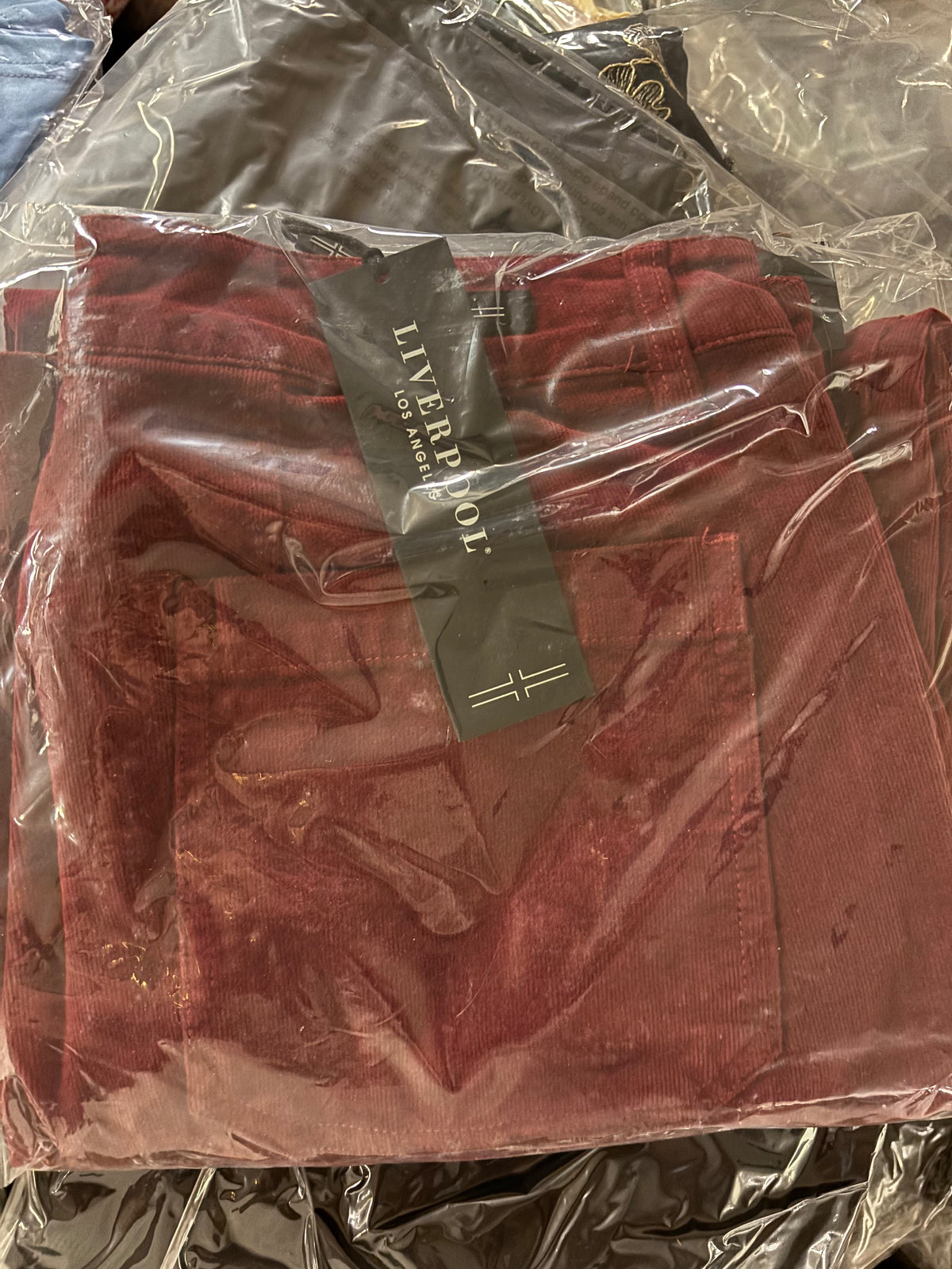 Name-Brand APPAREL Pallet