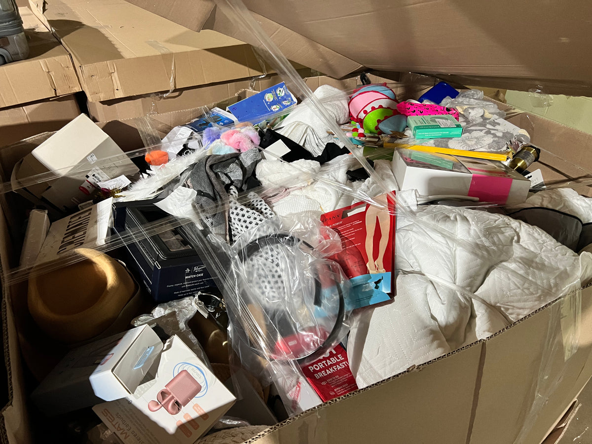 LUXURY RETAILER Accessories Pallet
